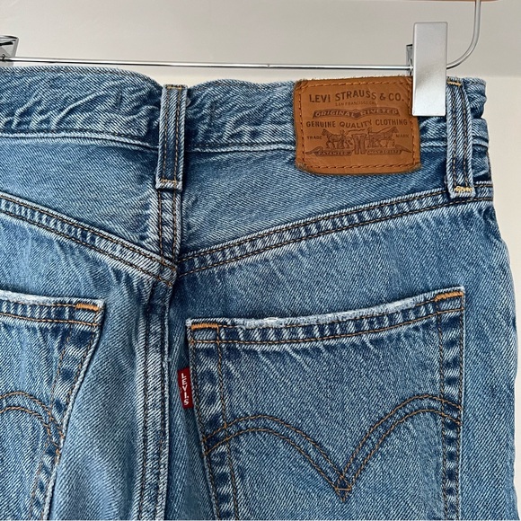 Levi Ribcage Jeans - Picture 4 of 7